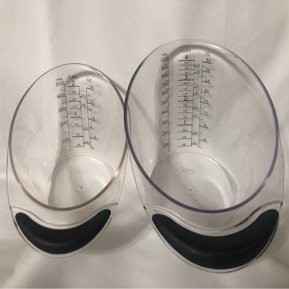Pampered Chef Kitchen Pampered Chef Easy Read Measuring Cups Set Of 2 Poshmark